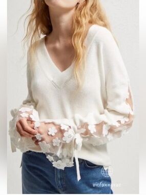 French Connection V-Neck Cotton Ribbed Knit Sheer Bell Sleeves Floral Appliqué S